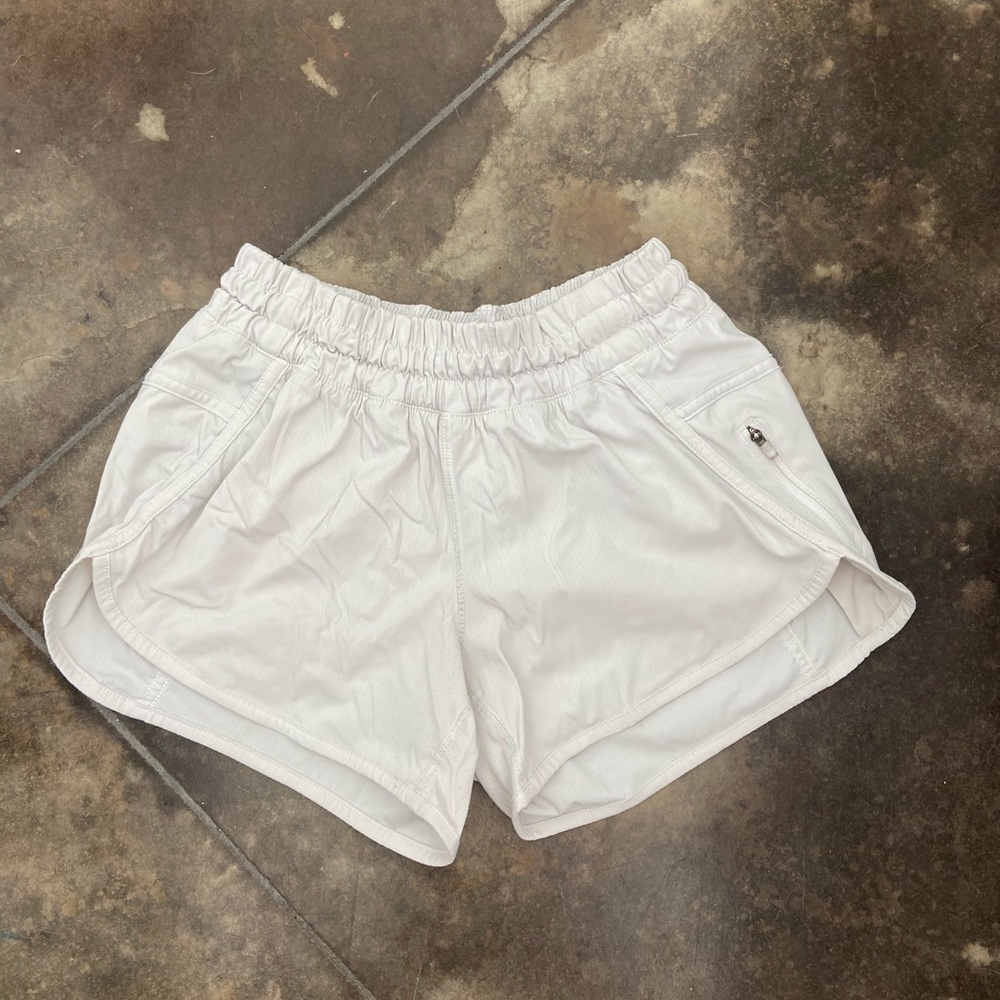 White lululemon tracker shorts